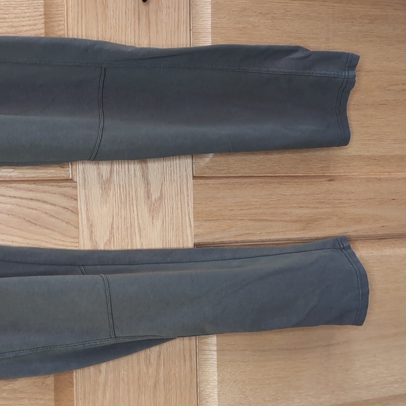 Sz 14 Kuhl Women's Olive Cargo Pants - Picture 4 of 11